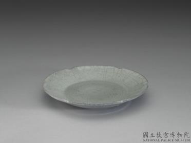 图片[2]-Dish with lobed rim in celadon glaze, Southern Song to Yuan dynasty-China Archive